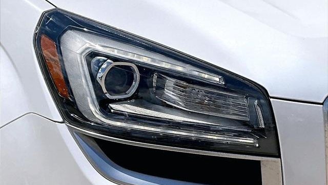 2017 GMC Acadia Base