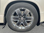 2012 Acadia Thumbnail 10