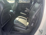 2012 Acadia Thumbnail 32
