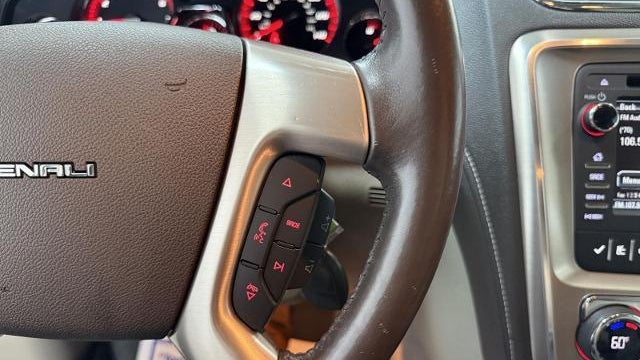 2014 GMC Acadia Denali
