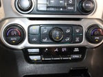2017 Yukon Thumbnail 29