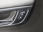 2017 Yukon Thumbnail 9