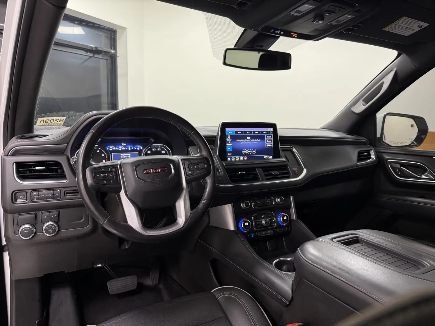 2021 GMC Yukon - $30,500