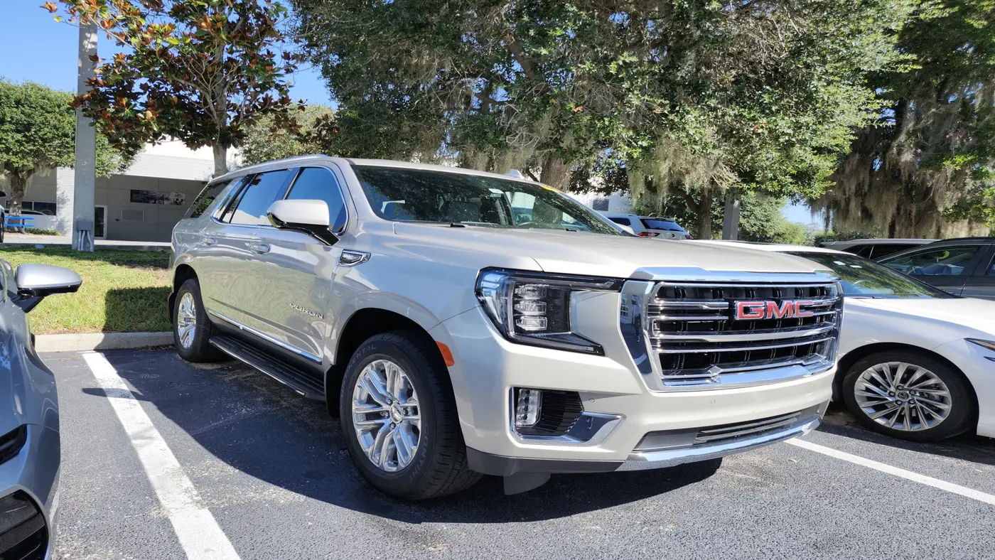 Preowned 2023 GMC Yukon SLT for Sale