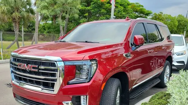 2022 GMC Yukon SLT