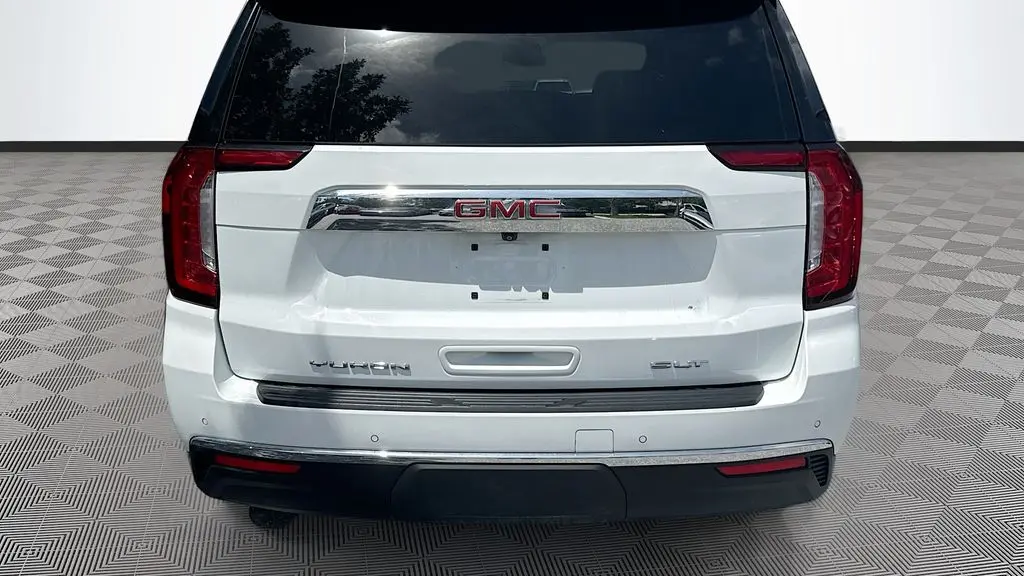 2024 GMC Yukon SLT