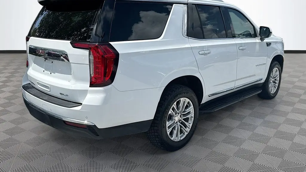 2024 GMC Yukon SLT