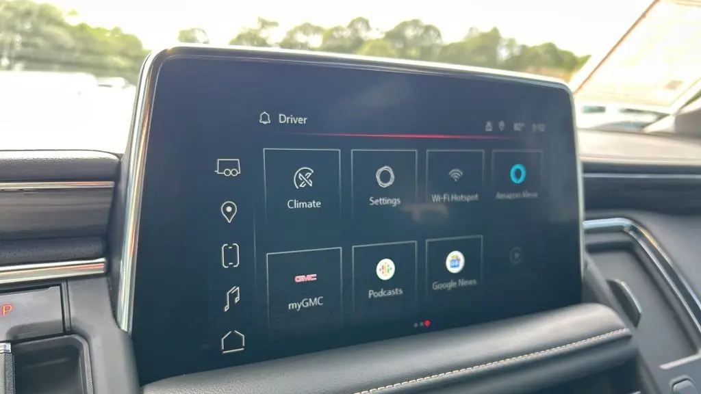 2023 GMC Yukon SLT