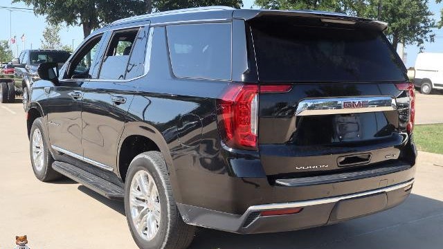 2024 GMC Yukon SLT