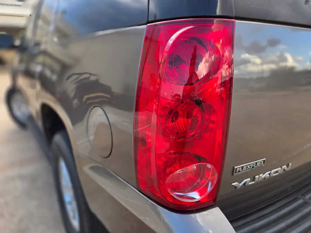2012 GMC Yukon - $11,377