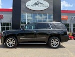 2017 Yukon Thumbnail 2