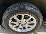 2017 Yukon Thumbnail 9