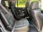 2017 Yukon Thumbnail 28