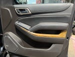 2017 Yukon Thumbnail 30