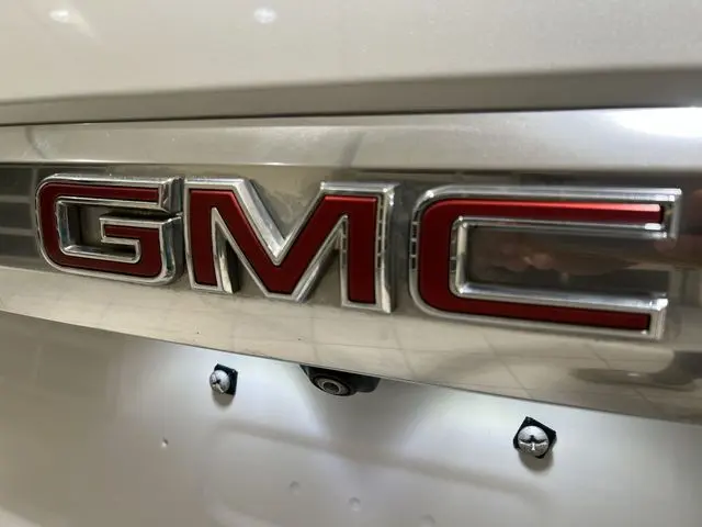 2021 GMC Yukon - $38,015