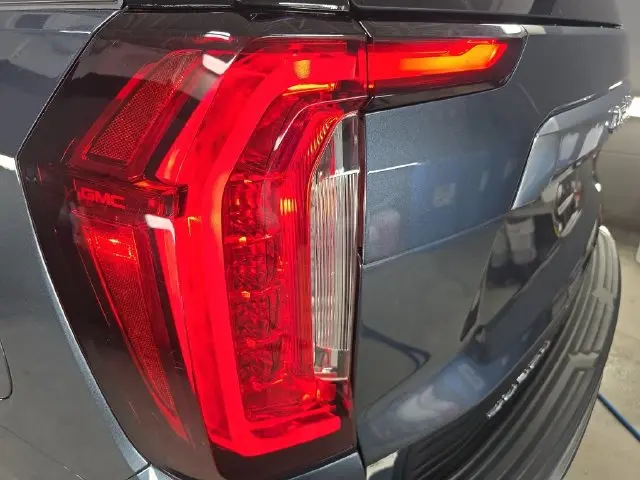 2021 GMC Yukon - $43,680