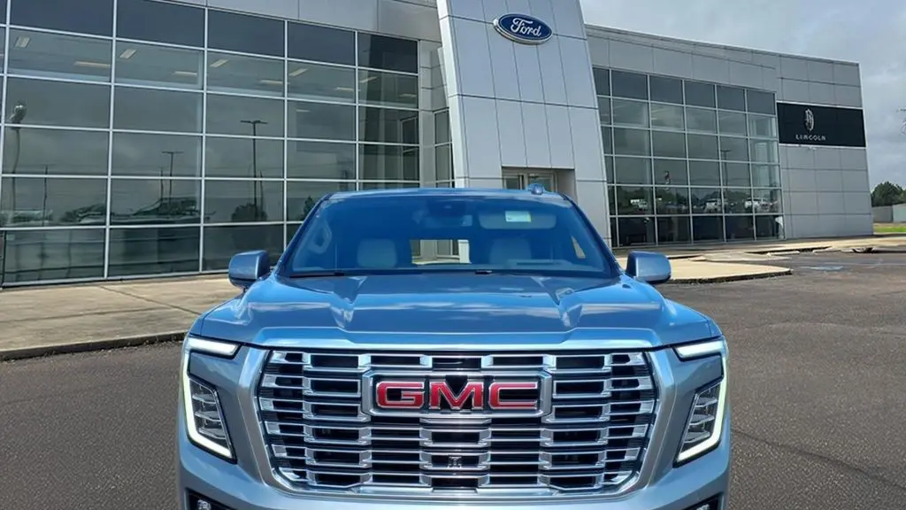2025 GMC Yukon Denali