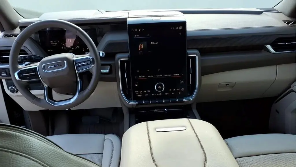 2025 GMC Yukon Denali