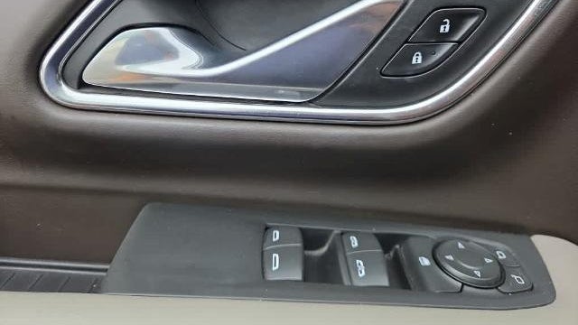 2023 GMC Yukon XL SLE