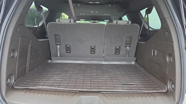 2023 GMC Yukon XL SLE