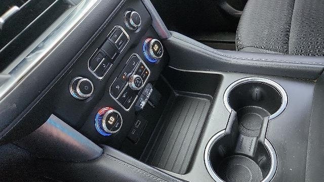 2023 GMC Yukon XL SLE