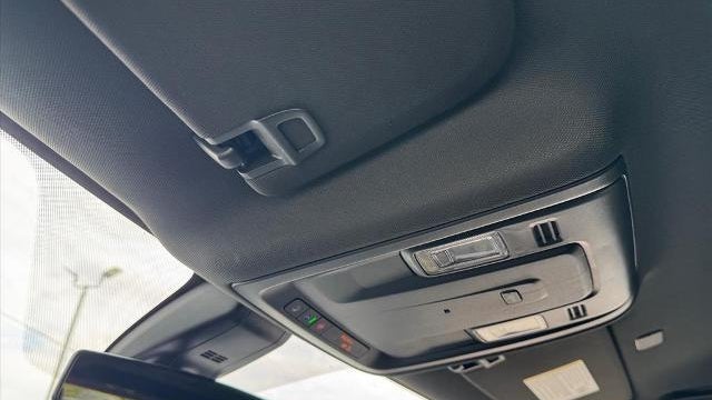 2022 GMC Yukon XL SLE