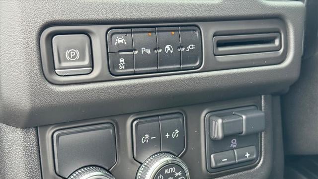 2022 GMC Yukon XL SLE