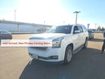2016 Yukon XL Thumbnail 3
