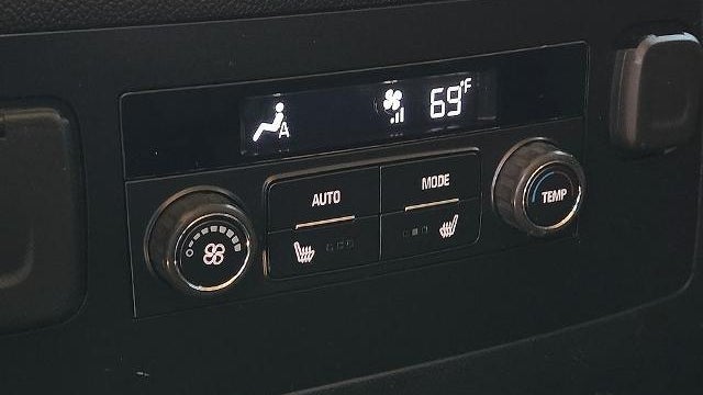 2020 GMC Yukon XL SLT