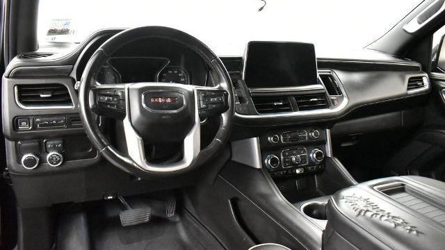 2021 GMC Yukon XL SLT