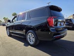 2023 Yukon XL Thumbnail 4