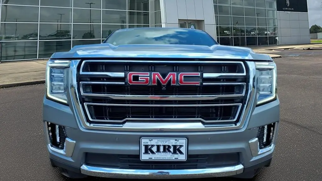 2024 GMC Yukon XL SLT