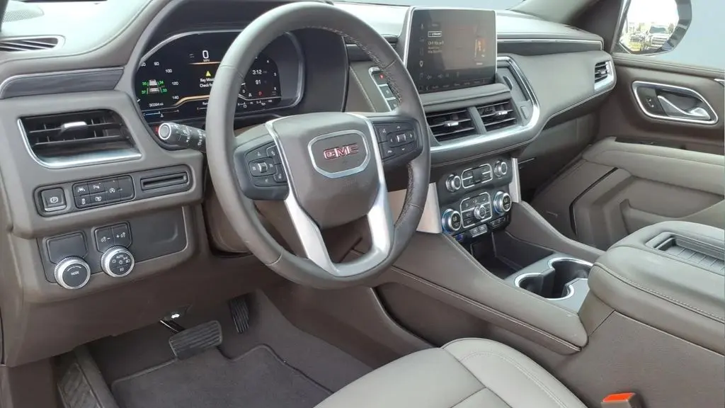 2024 GMC Yukon XL SLT