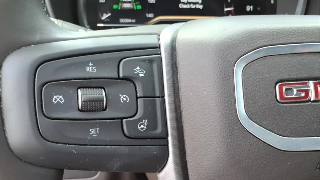 2024 GMC Yukon XL SLT