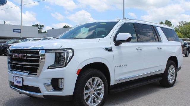2024 GMC Yukon XL SLT
