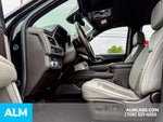 2024 Yukon XL Thumbnail 12