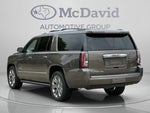 2016 Yukon XL Thumbnail 10