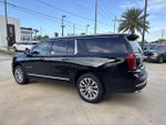 2023 Yukon XL Thumbnail 7