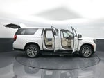 2021 Yukon XL Thumbnail 27