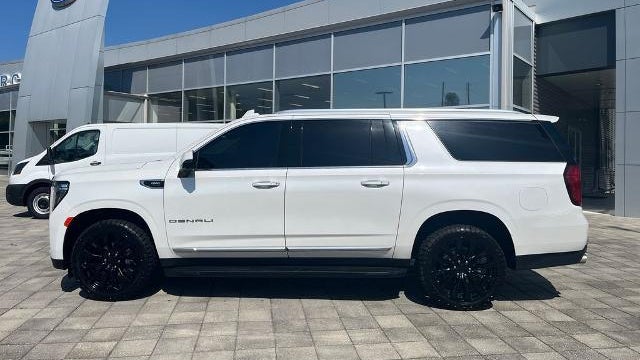 2022 GMC Yukon XL Denali