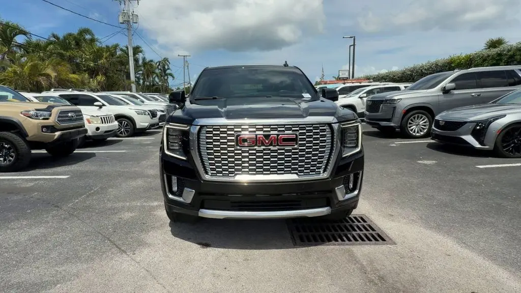 2022 GMC Yukon XL Denali