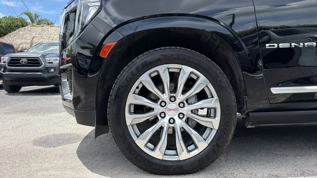 2022 GMC Yukon XL Denali
