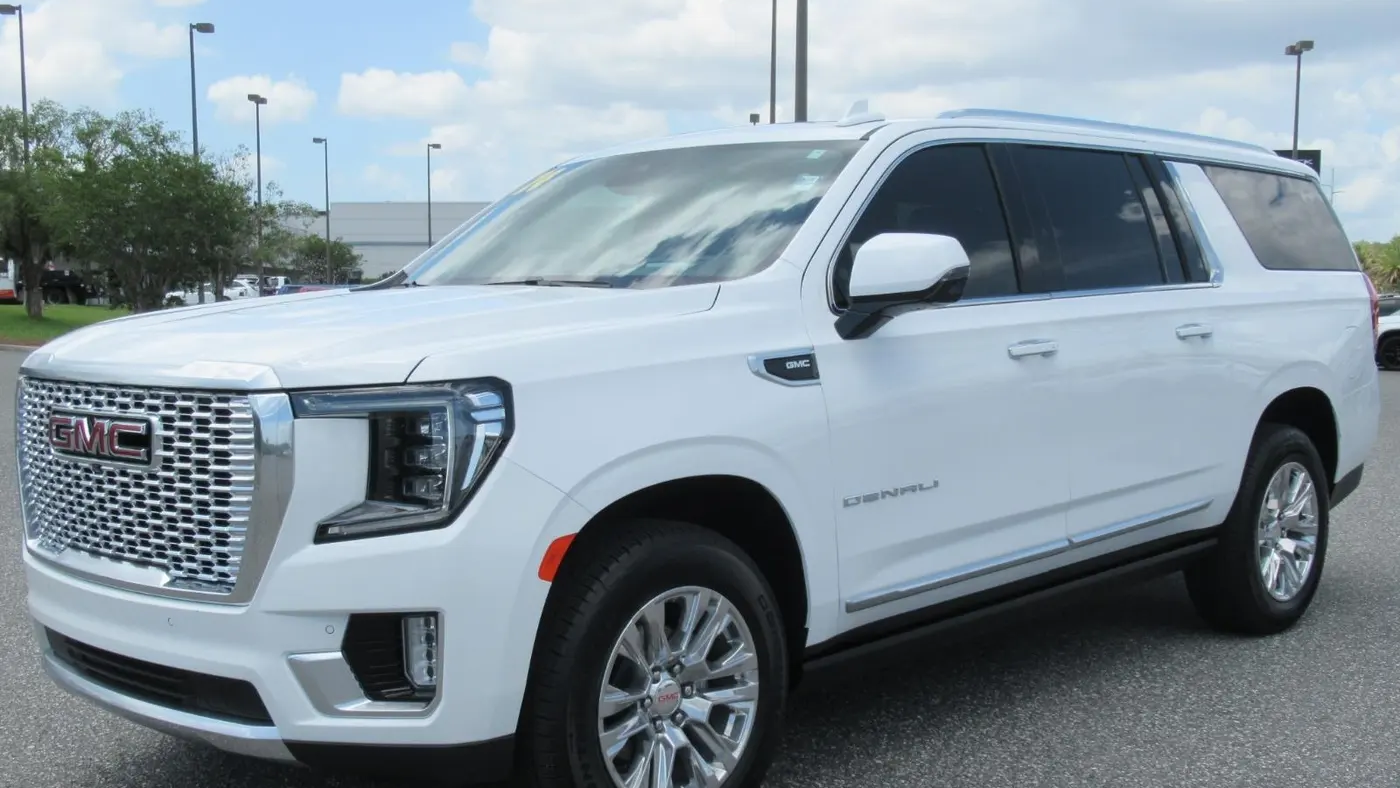 2024 GMC Yukon XL Denali