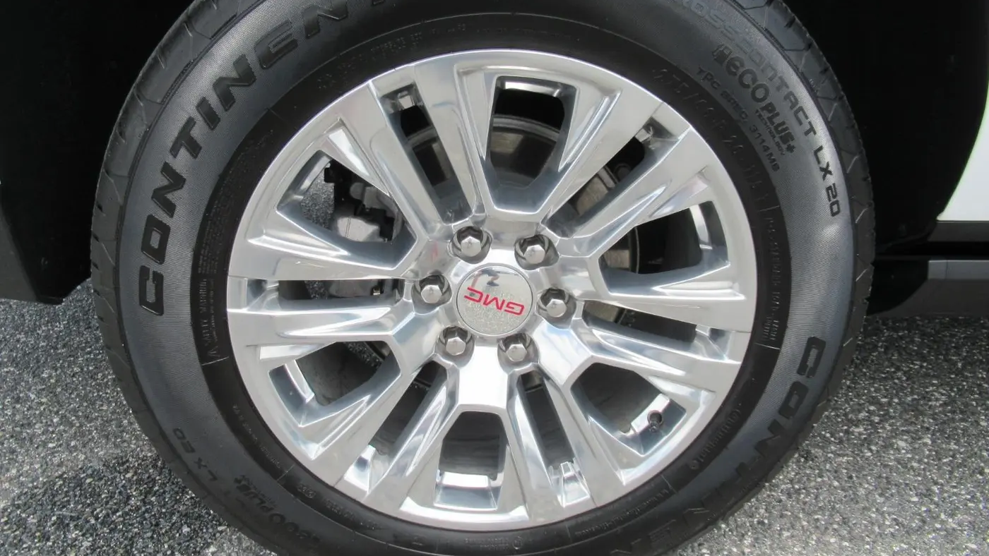 2024 GMC Yukon XL Denali