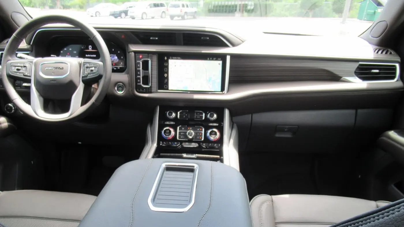2024 GMC Yukon XL Denali