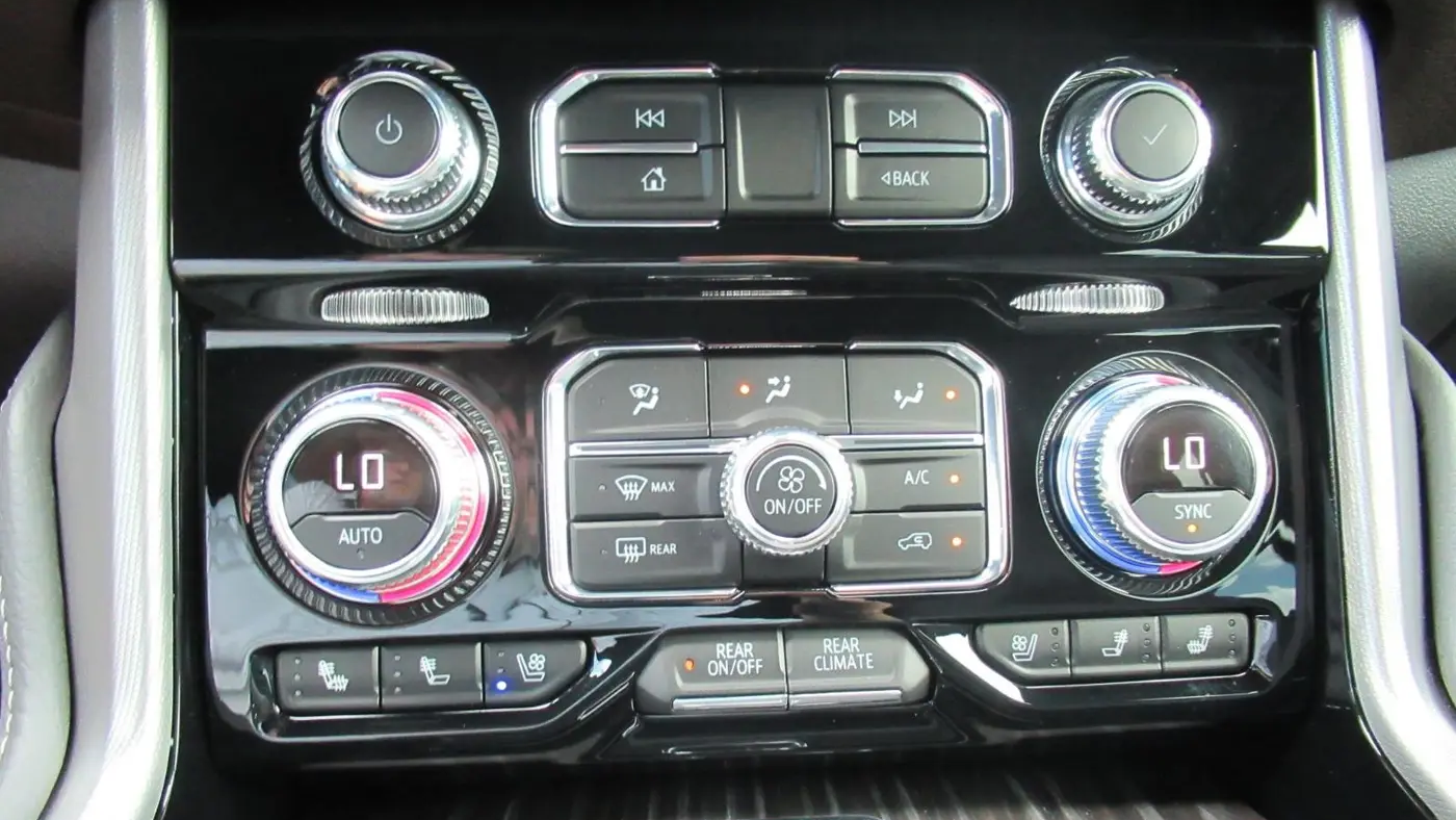 2024 GMC Yukon XL Denali