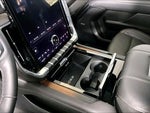 2025 Yukon XL Thumbnail 13