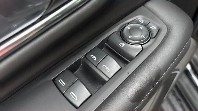 2022 GMC Yukon SLE
