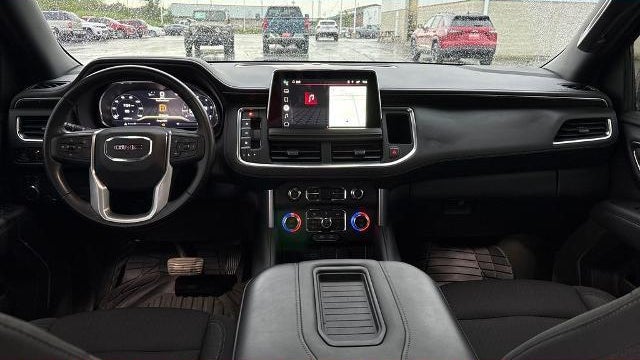 2022 GMC Yukon SLE