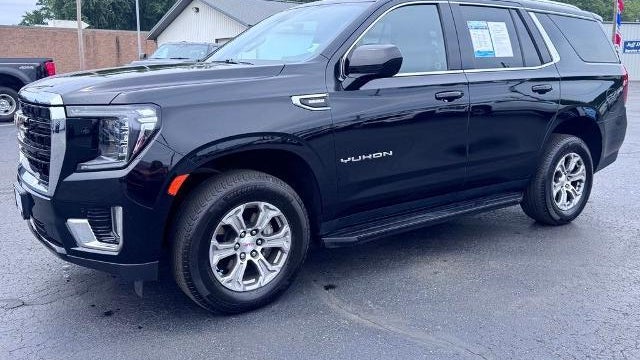 2023 GMC Yukon SLE